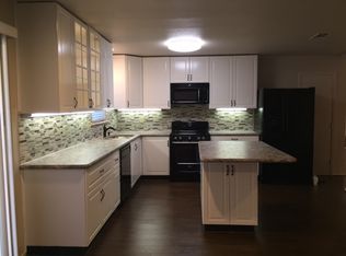 1723 Ridgeview Ct, Arlington, TX 76012