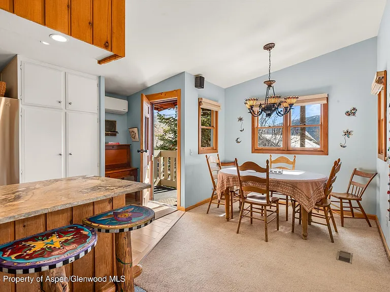 120 Tucker Ln — Photo 11