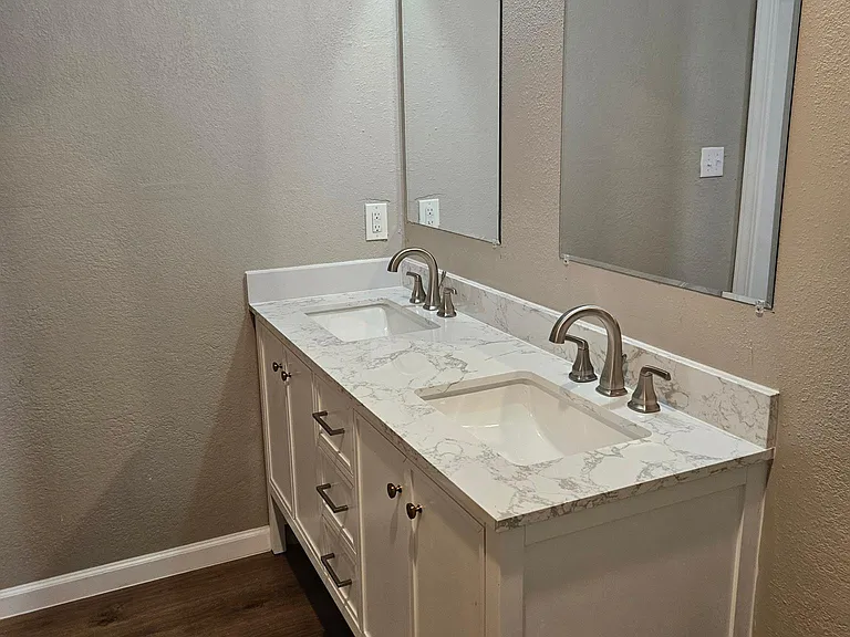 412 Magnolia St — Photo 12