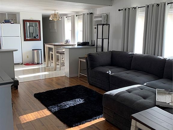 3rd image of 1908 W Marina Dr Unit 8