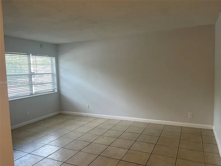 1830 Cleveland St #2 — Photo 26