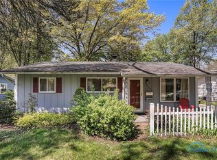 5043 Brinthaven Dr, Sylvania, OH 43560