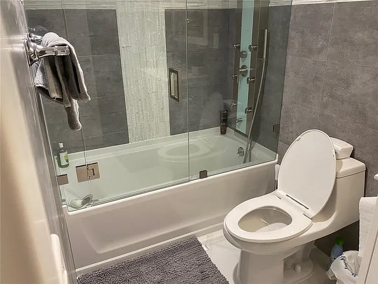 19380 Collins Ave #1527 — Photo 9