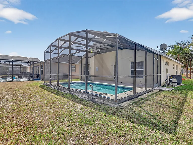 931 Emerald Green Ct — Photo 36