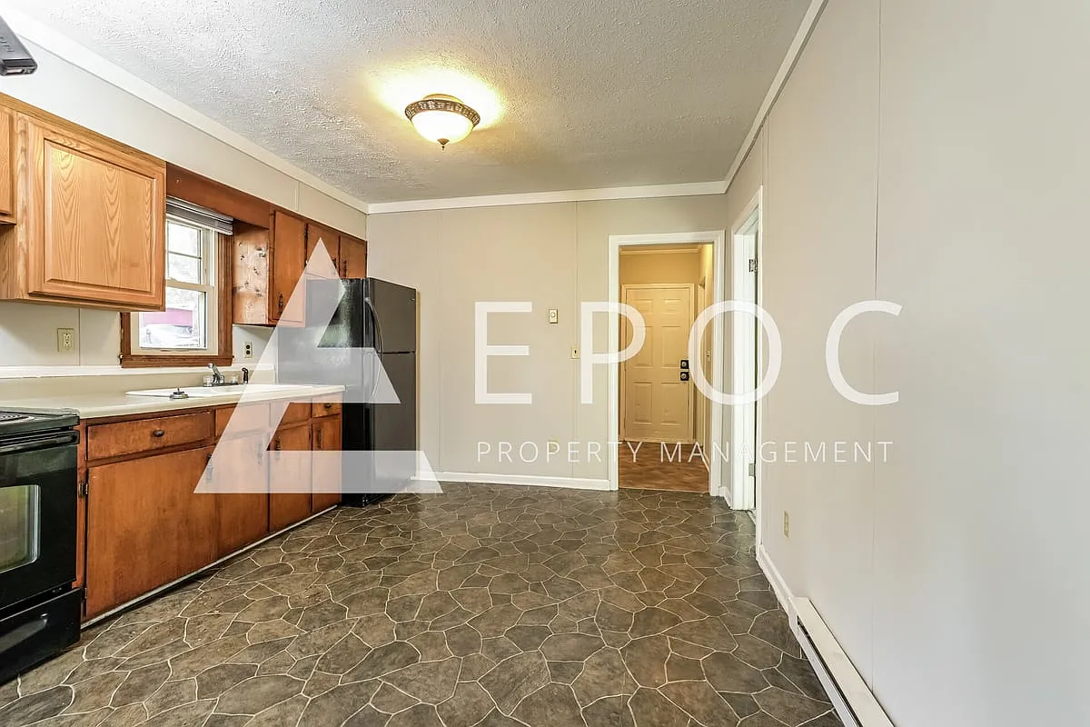 2605 Ansonia St — Photo 2