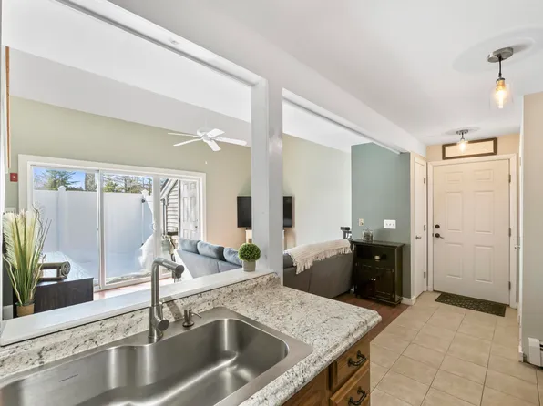 20 Franklin Heights, Rochester, NH 03867