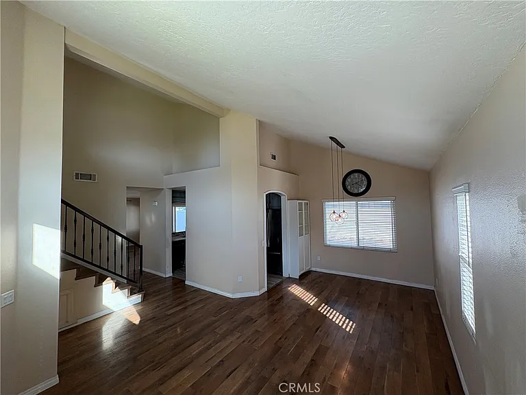 28561 Foxboro Ln — Photo 4