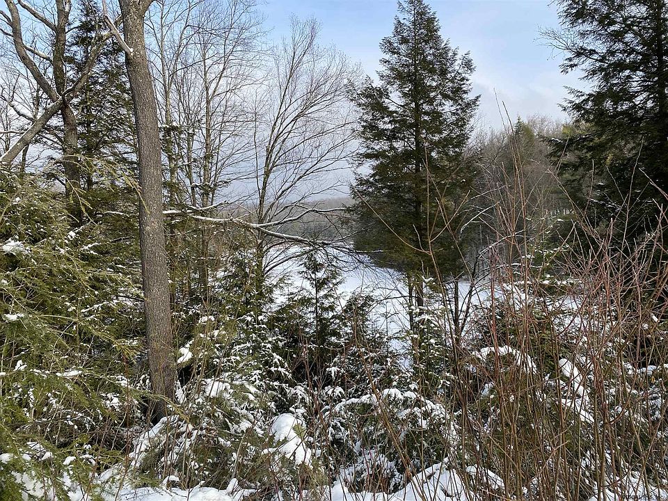 2nd image of 89 N Shore Rd