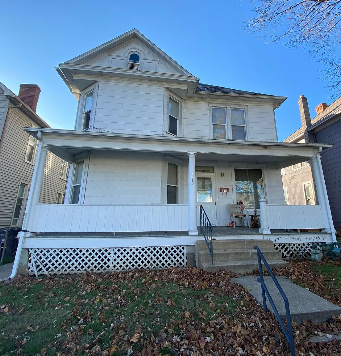 215 S Maple St photo 1