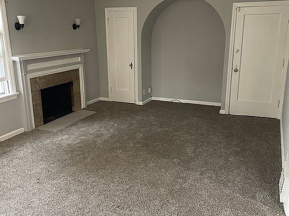 4th image of 3590 Daleford Rd #2