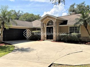 15803 Oak Glen Way, Tavares, FL 32778