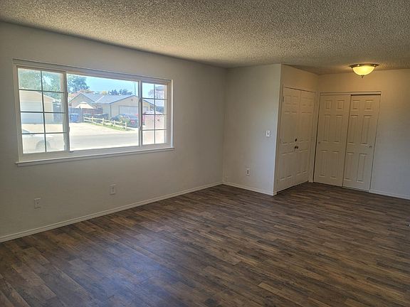 3rd image of 7369 Alden Way