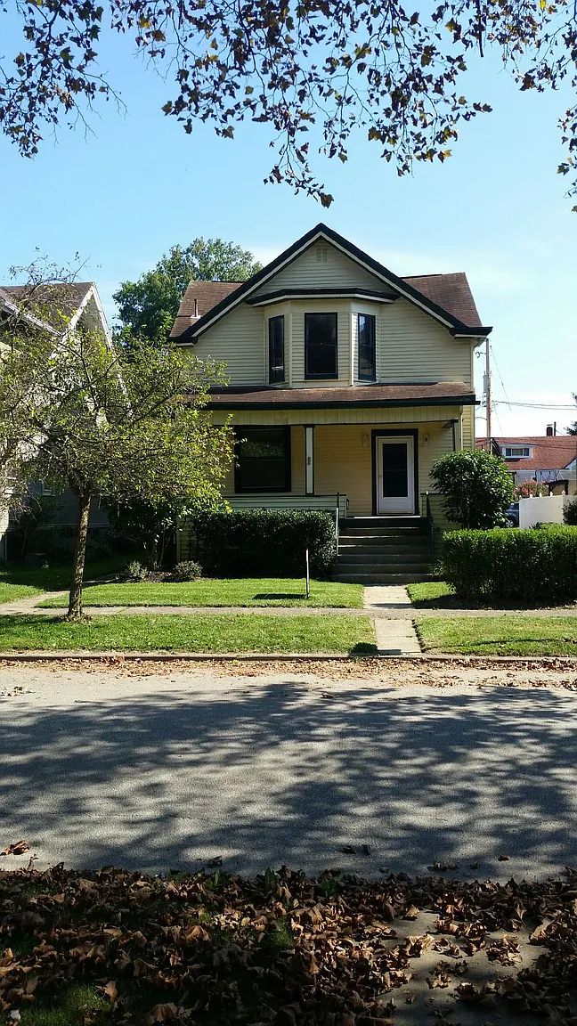 33 America Ave photo 1