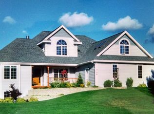 3706 Kennedy Pl, Williamsburg, MI 49690