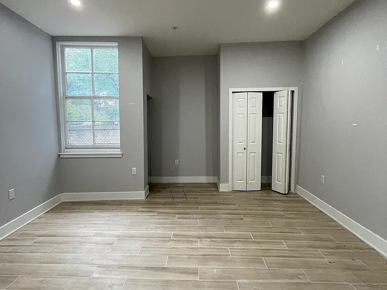 929 Marlborough St #27 — Photo 6