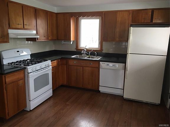 4th image of 4642 Morgan Pkwy