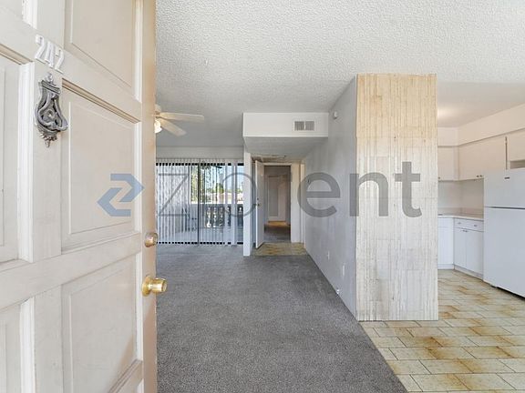 3rd image of 4950 N Miller Rd APT 242