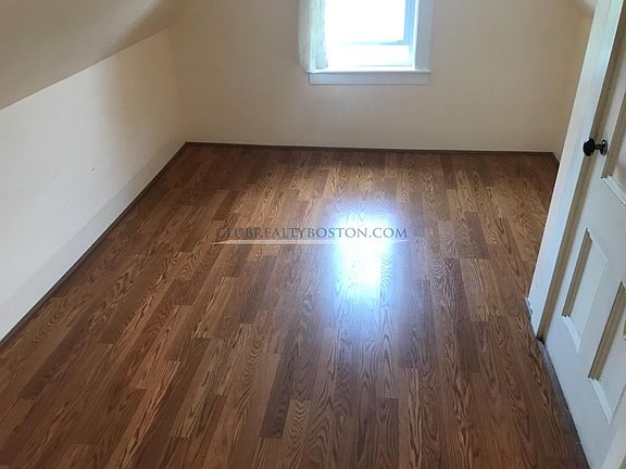 4th image of 29 Winthrop Ave