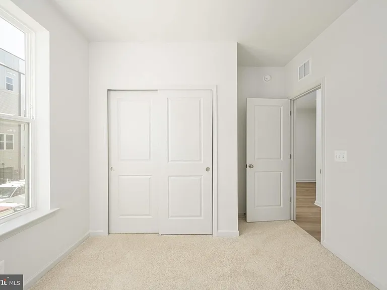2630 Neabsco Common Pl — Photo 13