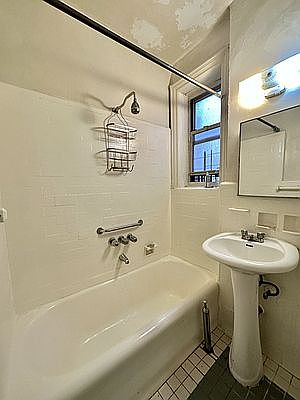 3rd image of 6925 4th Ave APT B9