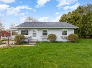 2138 S Smith Crossing Rd, Midland, MI 48640