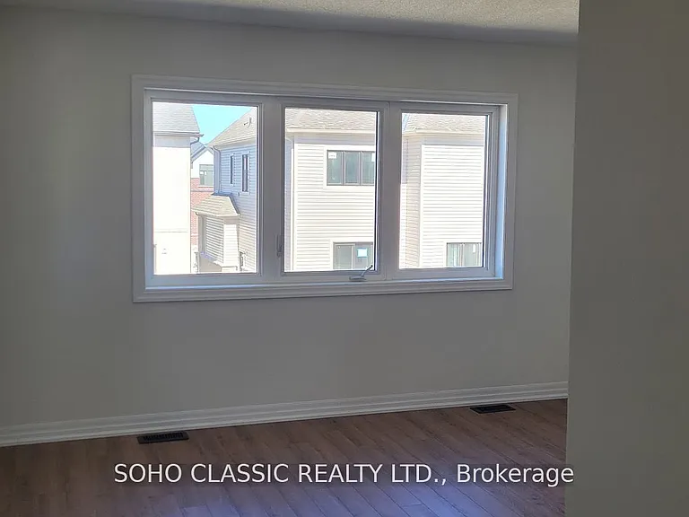 19 Connell Dr — Photo 20