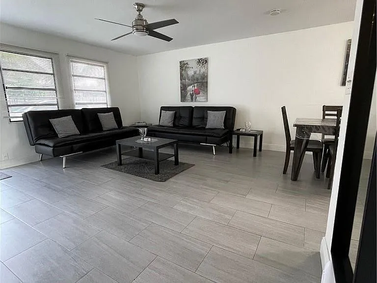 4174 SW 51st St #2 — Photo 5