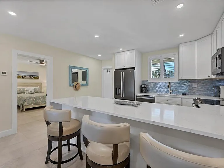 500 S Washington Dr #6B — Photo 6
