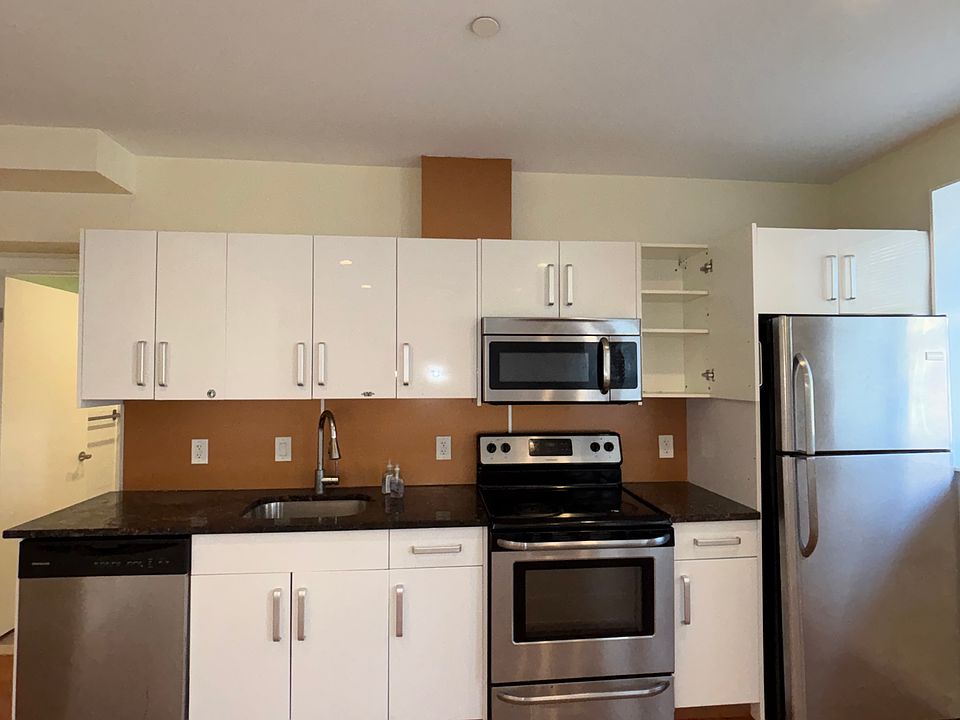 1st image of 249 S 49th St #209