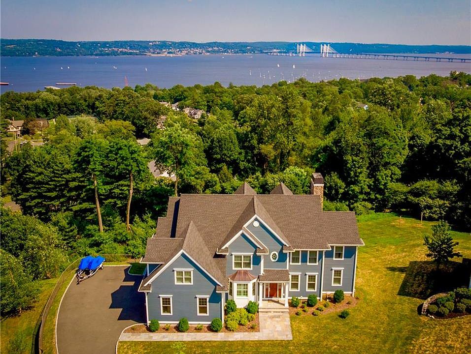 1st image of 5 Riverton Dr
