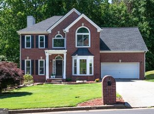 2932 Sunset View Cir, Suwanee, GA 30024