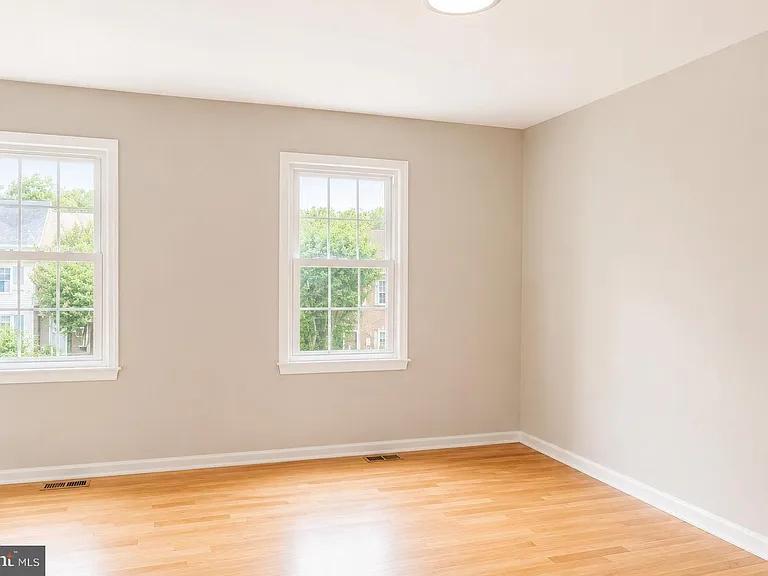 3970 Bradwater St — Photo 15