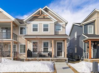 1630 203rd St NW, Edmonton, AB