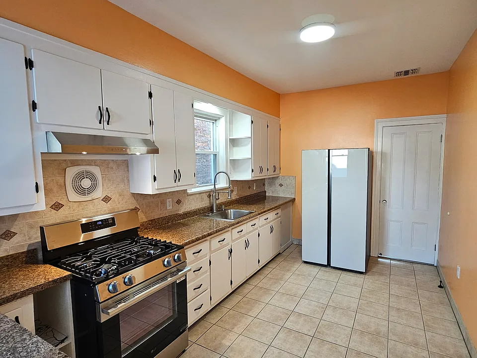1306 Central Ave #2