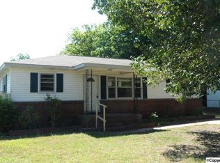 1704 Pierce St, Gadsden, AL 35904