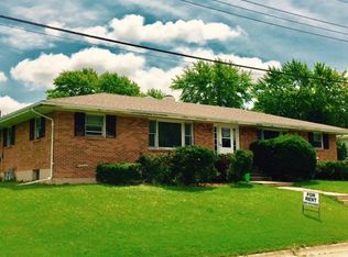 663 Elm St #B, Hampshire, IL