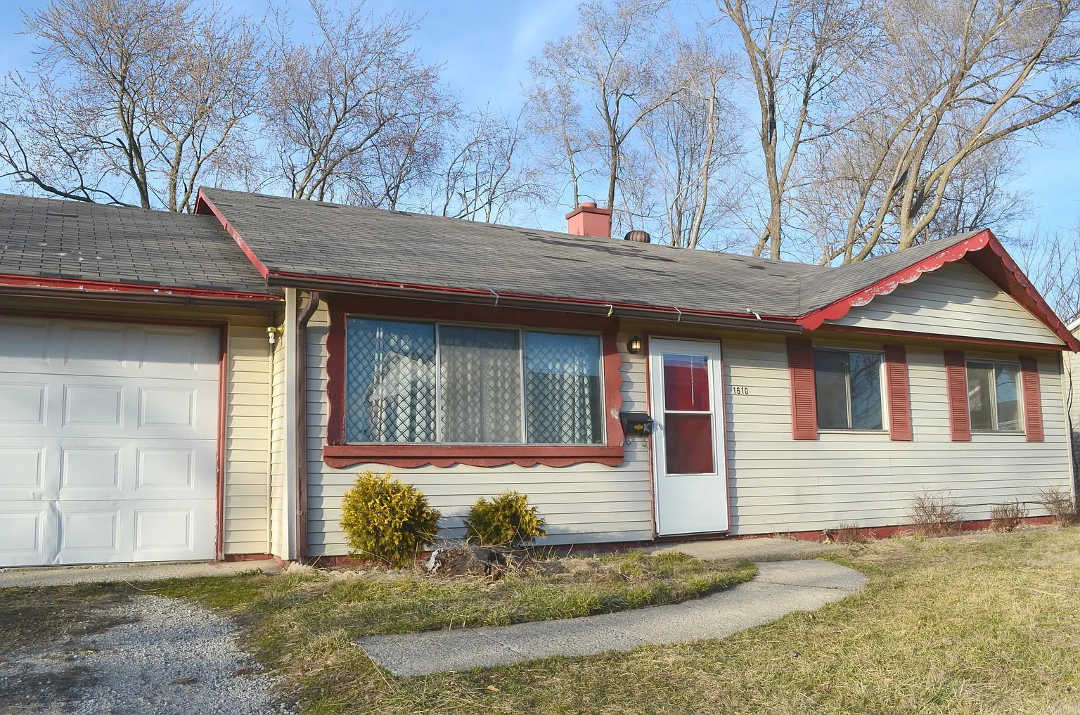 1610 Glen Burnie Dr photo 1