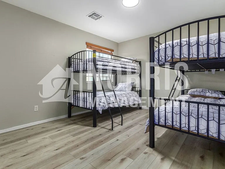1553 E Alba Dr — Photo 19