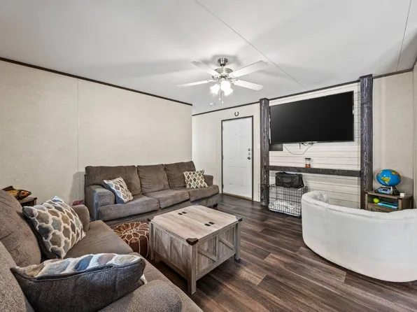 1240 N Cowan Ave Trailer 17, Lewisville, TX 75057
