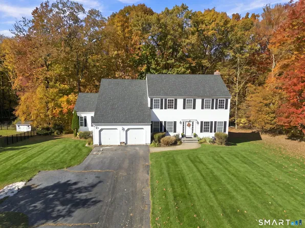 47 Fairlawn Drive, Wallingford, CT 06492