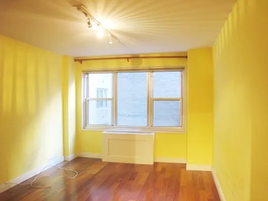 Rented by Citi Habitats | media 29