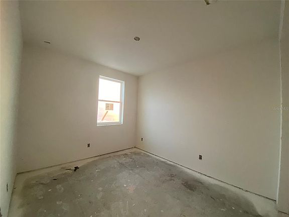 4th image of 13581 Larkton Ln
