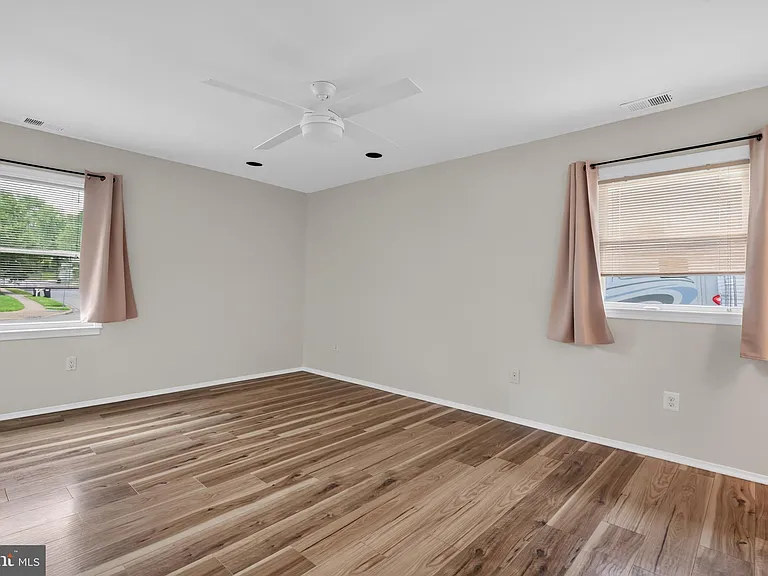 4214 Penner Ln — Photo 25