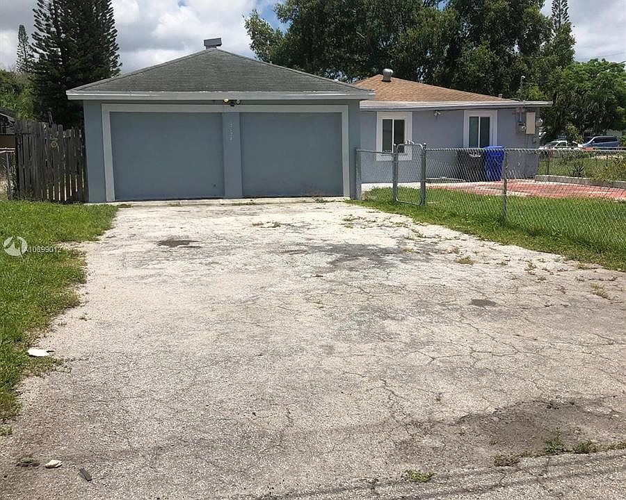 1st image of 2124 Scott St #2124