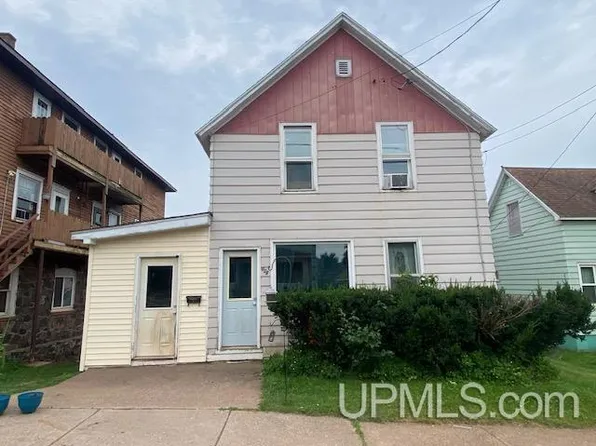 426 E High St, Ishpeming, MI 49849