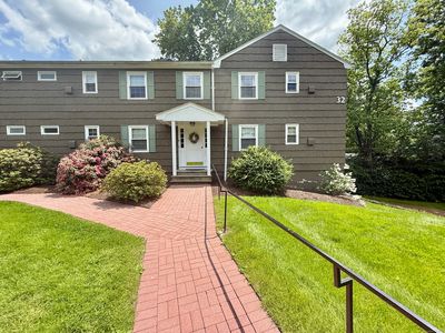 14 Arrowhead Way APT C6, Woodbury, CT, 06798