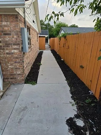 3309 Sunbeam St — Photo 39