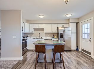 7110 S Gaylord St APT R04, Centennial, CO 80122