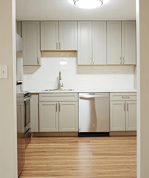 1321 Worcester Rd #501 — Photo 3