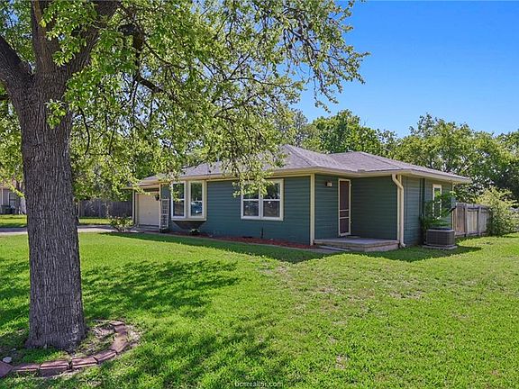 2nd image of 809 S Coulter Dr